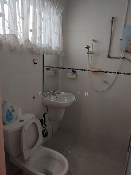 2.5-storey Terraced House for Sale in Panorama Lapangan Perdana (Ipoh) - Stephen Siew - Bathroom - PropertyGuru.com.my