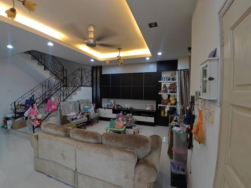 2.5-storey Terraced House for Sale in Panorama Lapangan Perdana (Ipoh) - Stephen Siew - Living Room - PropertyGuru.com.my