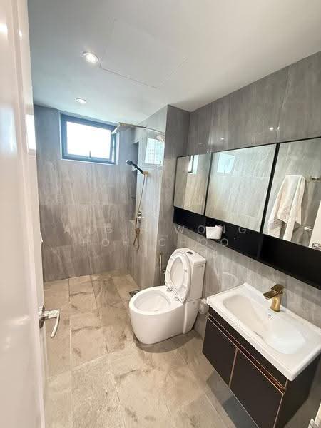 Service Residence for Sale at V Residence 2 @ Sunway Velocity - Angie Wong Poh Choo - Bathroom - PropertyGuru.com.my