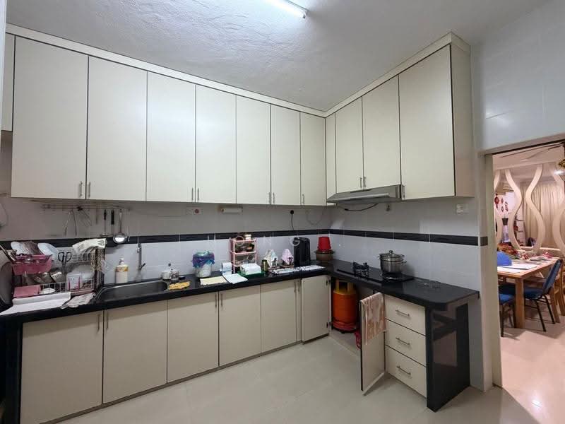 Rumah Teres 2-Tingkat untuk Dijual di Paya Terubong (Ayer Itam) - Hong . - Kitchen - PropertyGuru.com.my