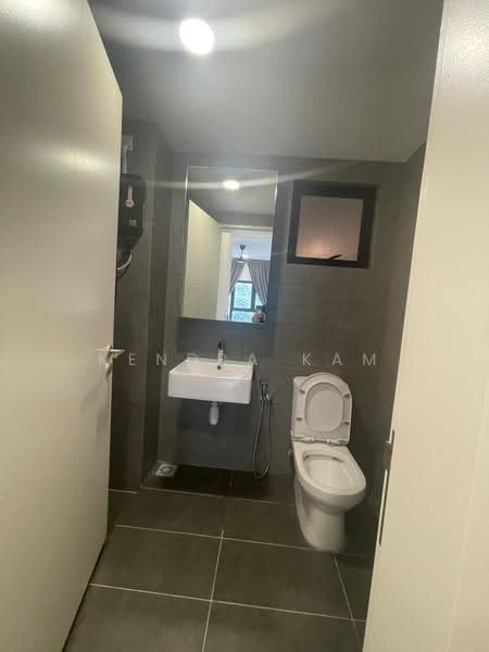 Condominium for Rent at D'Terra Residences - Kendra Kam - Bathroom - PropertyGuru.com.my