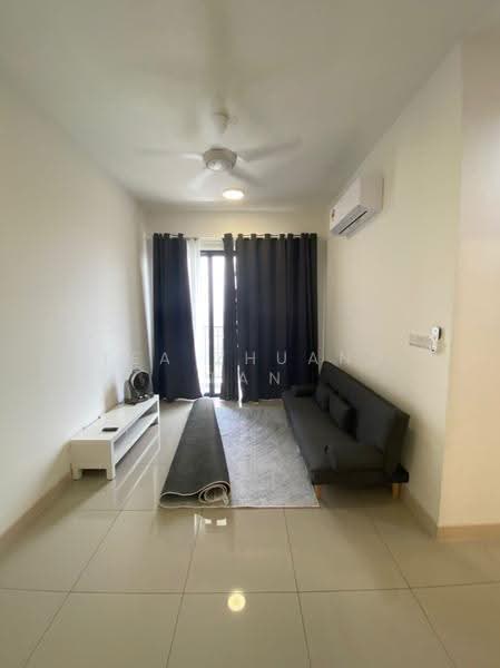 Kediaman Servis untuk Disewa di Aster Green - Tea Zhuang Tan - Living Room - PropertyGuru.com.my