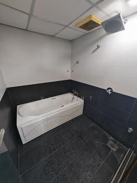 2-storey Terraced House for Rent in Taman Gamelan (Menglembu) - Vincent Chin - Bathroom - PropertyGuru.com.my