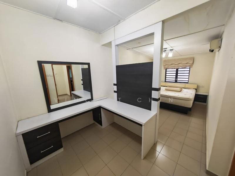 2-storey Terraced House for Rent in Taman Gamelan (Menglembu) - Vincent Chin - Bedroom - PropertyGuru.com.my
