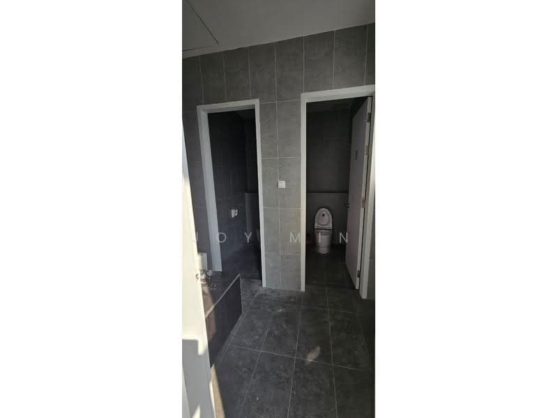 Factory for Rent in Senai (Kulai) - Joy Min - Bathroom - PropertyGuru.com.my