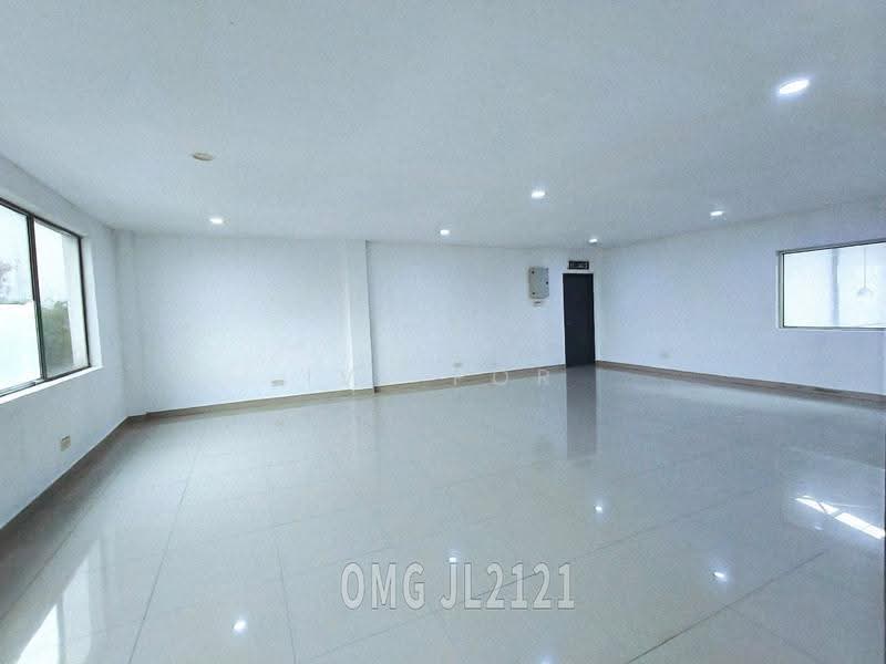 Semi-D Factory for Rent in Klang (Selangor) - Ivy Por - Interior - PropertyGuru.com.my