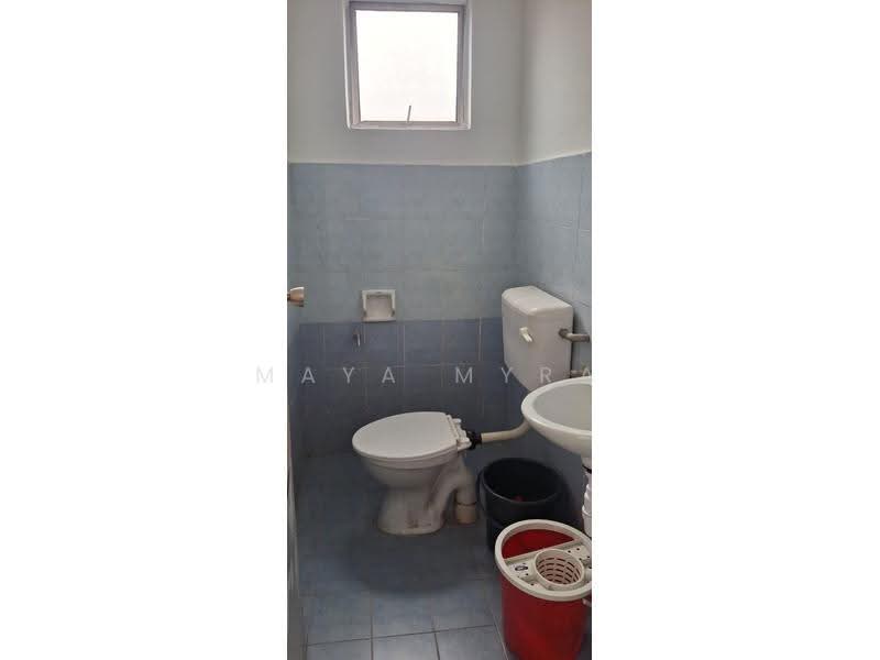 Shop for Rent in Kajang (Selangor) - Maya Myra - Bathroom - PropertyGuru.com.my