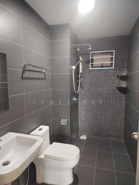 Condominium for Rent at Parkhill Residence - James Wee - Bathroom - PropertyGuru.com.my