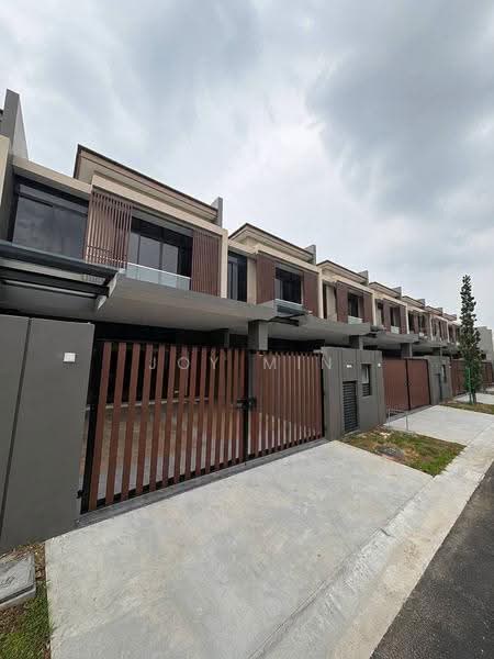 2-storey Terraced House for Sale in Puteri Harbour (Iskandar Puteri (Nusajaya)) - Joy Min - Exterior - PropertyGuru.com.my