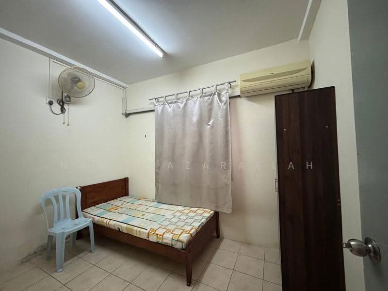 Kondominium untuk Dijual di Angkasa Condominiums - Nana Nazarallah - Bedroom - PropertyGuru.com.my