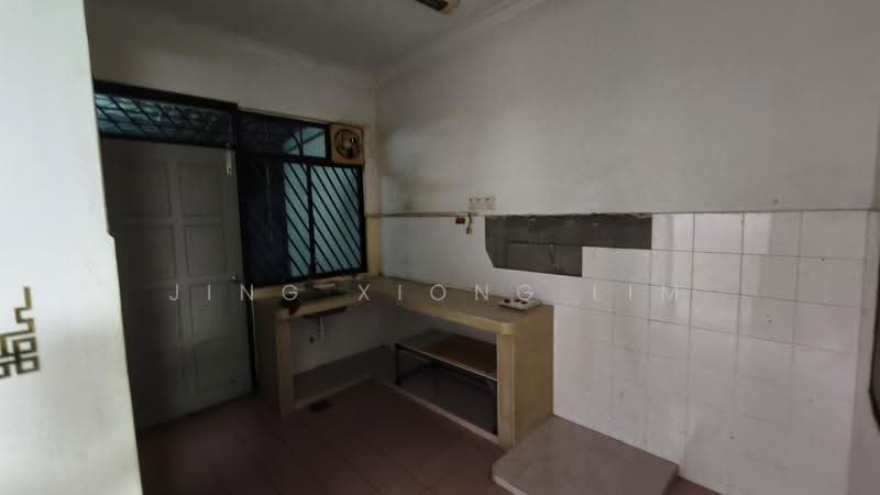 Rumah Teres 2-Tingkat untuk Dijual di Saujana Puchong (Puchong) - Jing Xiong Lim - Kitchen - PropertyGuru.com.my