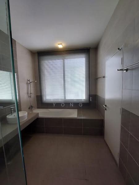Semi-Detached House for Sale in Cyberjaya (Selangor) - Tee Bee Yong - Bathroom - PropertyGuru.com.my