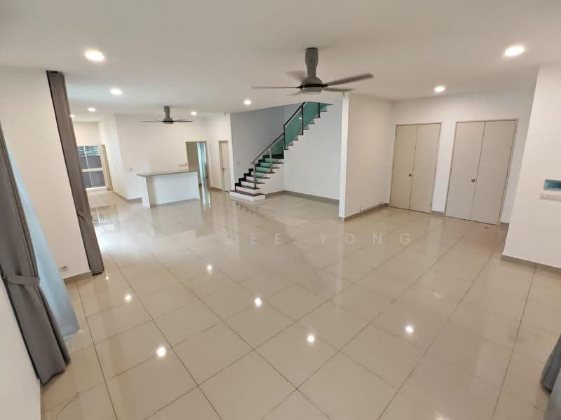 Semi-Detached House for Sale in Cyberjaya (Selangor) - Tee Bee Yong - Living Room - PropertyGuru.com.my