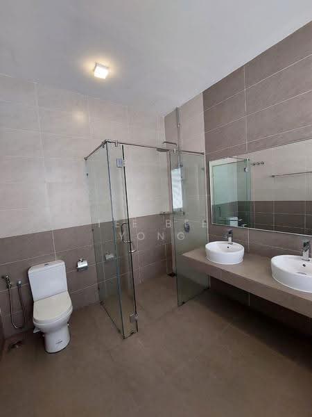 Semi-Detached House for Sale in Cyberjaya (Selangor) - Tee Bee Yong - Bathroom - PropertyGuru.com.my