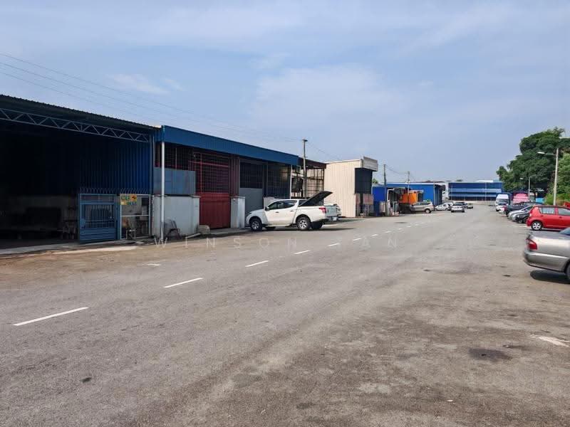 Terrace Factory for Sale in Kawasan Perindustrian Mount Austin (Tebrau) - Winson Tan - Exterior - PropertyGuru.com.my