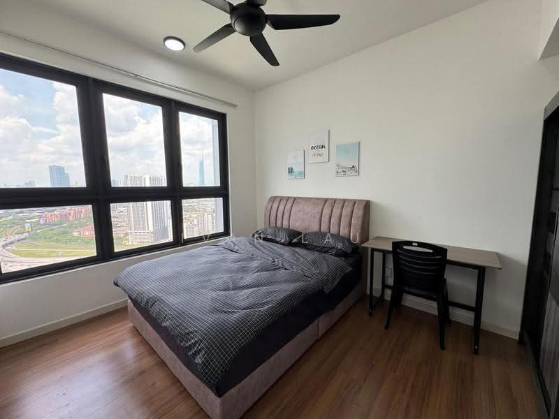 Kediaman Servis untuk Dijual di M Vertica - Ivan Lau - Bedroom - PropertyGuru.com.my