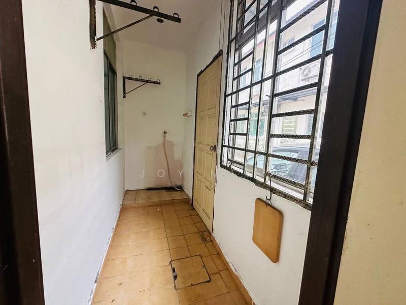 2-storey Terraced House for Rent in Taman Nusa Bestari (Iskandar Puteri (Nusajaya)) - Joy Min - Entrance - PropertyGuru.com.my