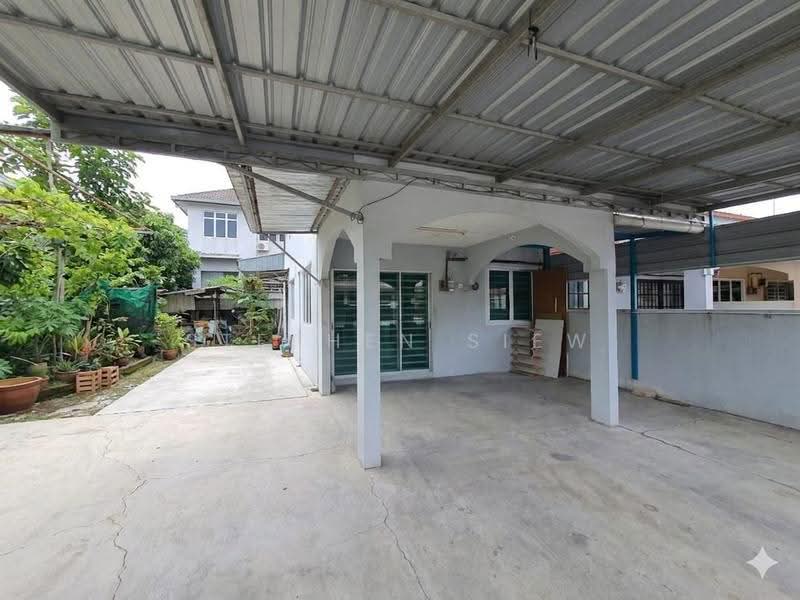 2-storey Terraced House for Sale in Taman Arkid (Menglembu) - Stephen Siew - Exterior - PropertyGuru.com.my