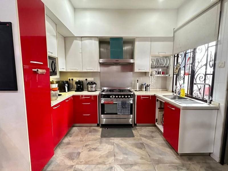 Rumah Berkembar untuk Dijual di D'Kayangan (Shah Alam) - Ameer Ali - Kitchen - PropertyGuru.com.my