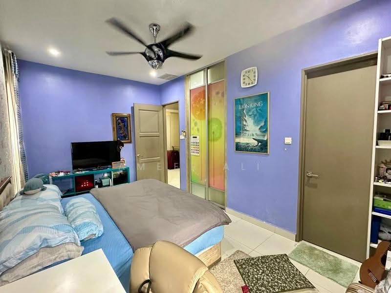 Rumah Berkembar untuk Dijual di D'Kayangan (Shah Alam) - Ameer Ali - Bedroom - PropertyGuru.com.my