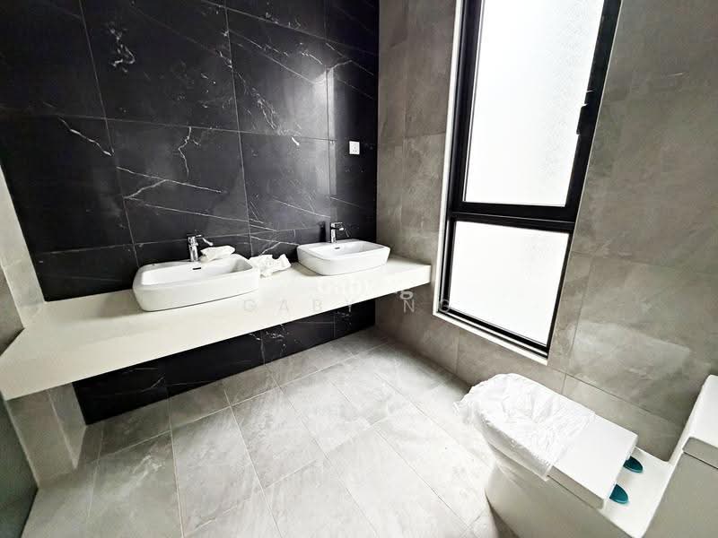 Semi-Detached House for Sale in Bandar Sungai Long (Selangor) - Gaby Ng - Bathroom - PropertyGuru.com.my