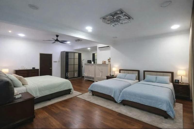 2-storey Terraced House for Sale in Taman Seri Austin (Tebrau) - Ben Foo - Bedroom - PropertyGuru.com.my