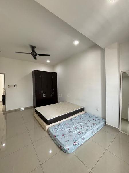 Rumah Teres 3-Tingkat untuk Disewa di Taman Suria (Johor Bahru) - Khoo . - Bedroom - PropertyGuru.com.my