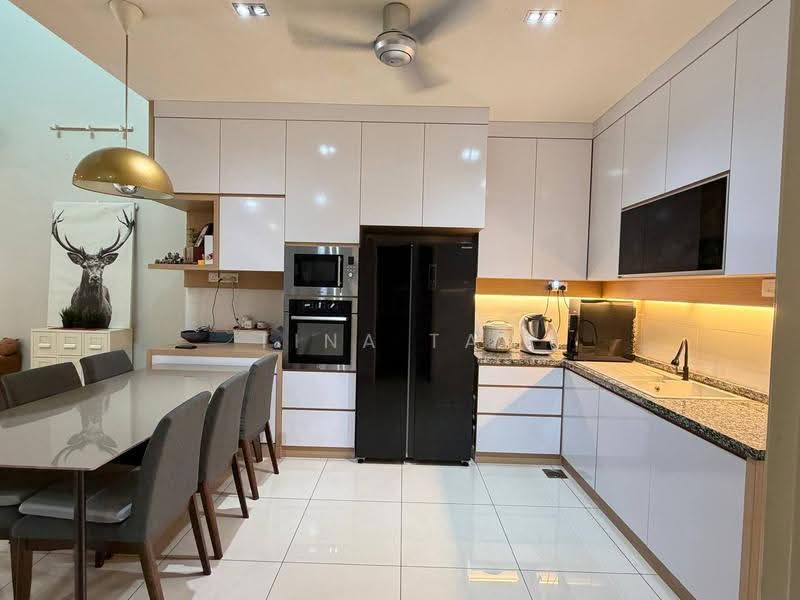 2-storey Terraced House for Sale in Skudai (Johor) - Tina Tan - Kitchen - PropertyGuru.com.my