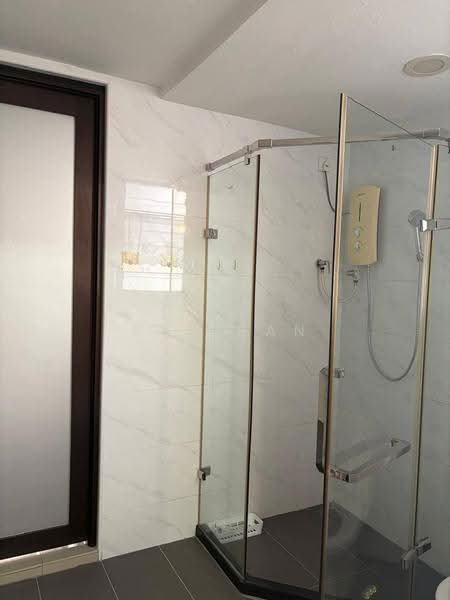 Condominium for Rent at The Straits View Condominium - SJ CHAN - Bathroom - PropertyGuru.com.my