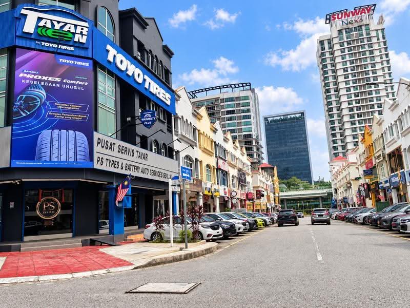Shop for Rent in Dataran Sunway (Kota Damansara) - Jean Koh - Exterior - PropertyGuru.com.my