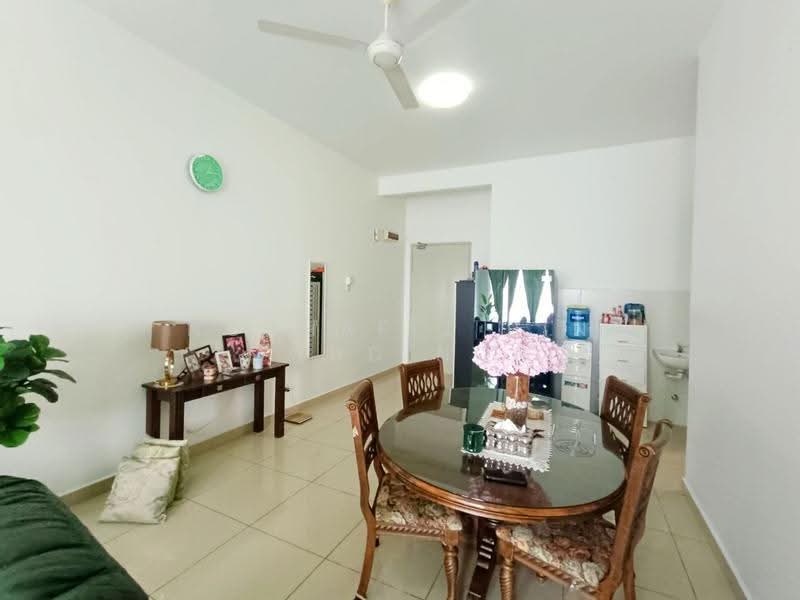 Kondominium untuk Dijual di Riverdale @ Usj One Park - Norhafiz Bin Mohd Nor - Living Room - PropertyGuru.com.my