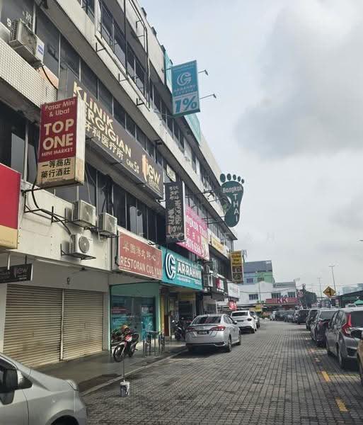 Shop for Rent in Balakong (Cheras) - Jeff Cheah - Exterior - PropertyGuru.com.my