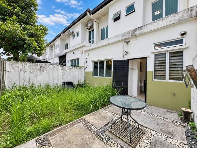 2.5-storey Terraced House for Sale in Sungai Merab (Dengkil) - Azli Ibrahim - Exterior - PropertyGuru.com.my