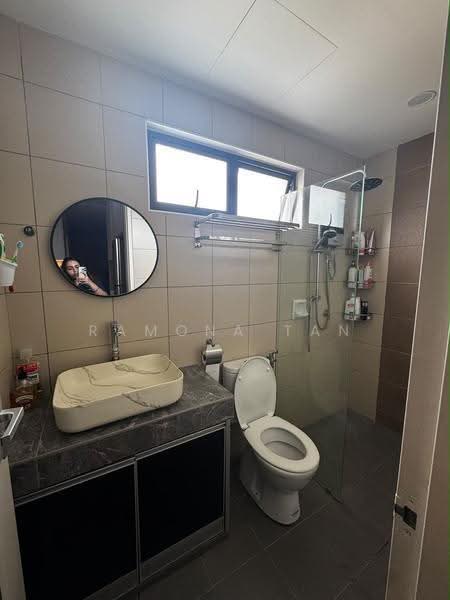Apartment for Rent at Pangsapuri Peringgit Permai - Ramona Tan - Bathroom - PropertyGuru.com.my