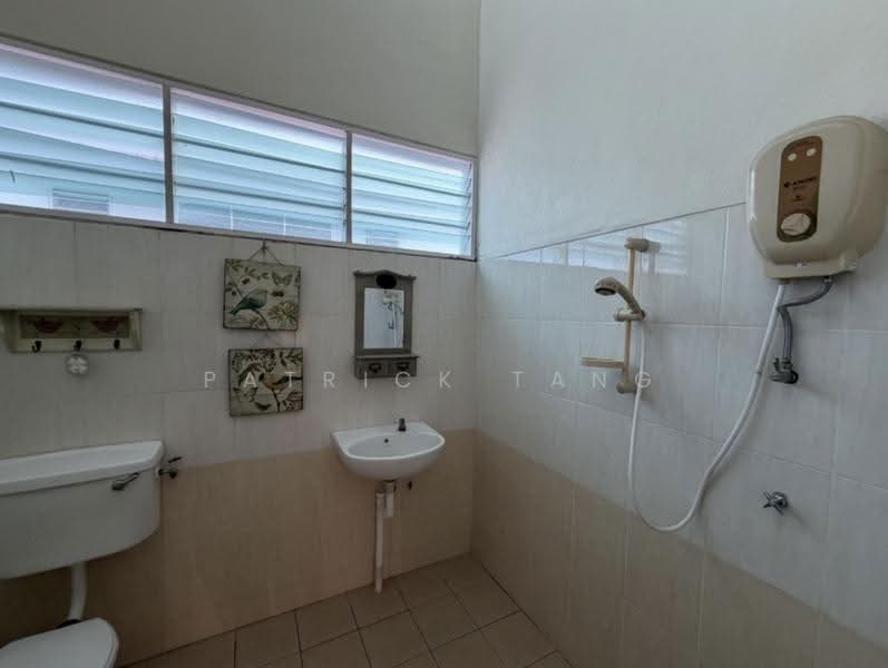 2-storey Terraced House for Sale in Gelugor (Penang) - Patrick Tang - Bathroom - PropertyGuru.com.my