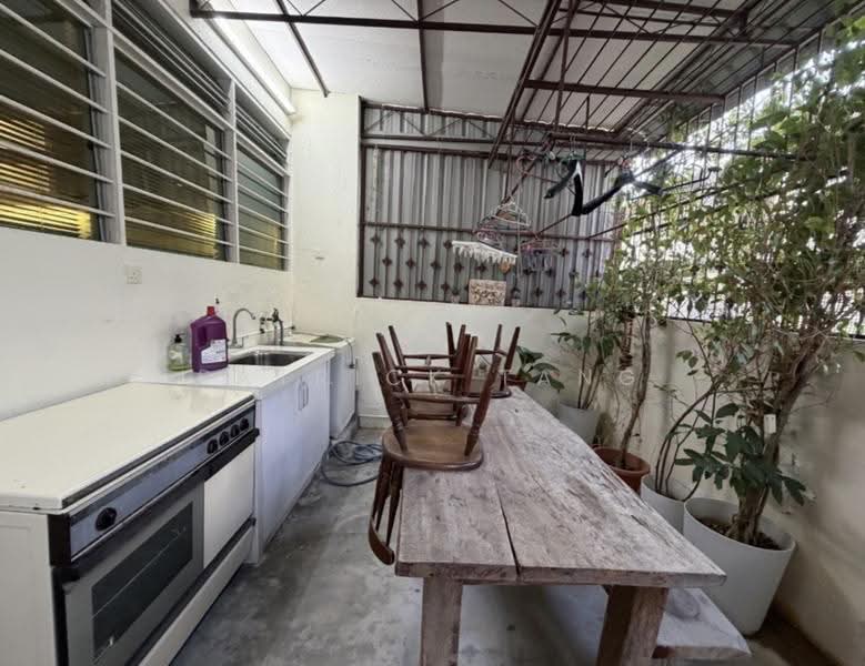 2-storey Terraced House for Sale in Gelugor (Penang) - Patrick Tang - Kitchen - PropertyGuru.com.my