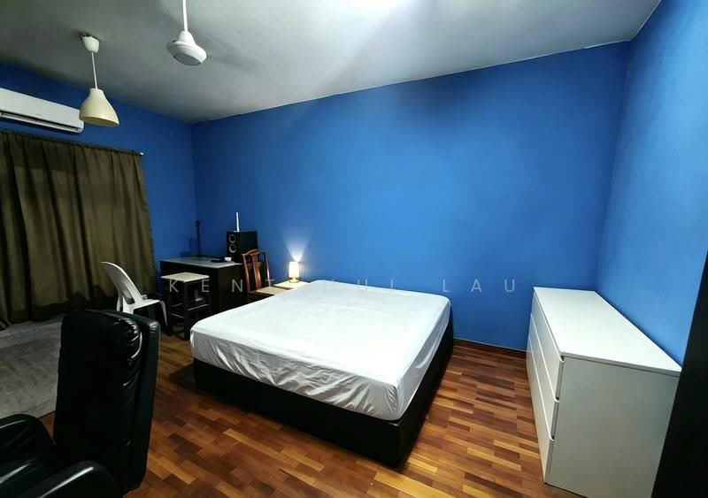 Rumah Teres 2.5-Tingkat untuk Dijual di Taman Prima Tropika (Seri Kembangan) - KENT HUI LAU - Bedroom - PropertyGuru.com.my