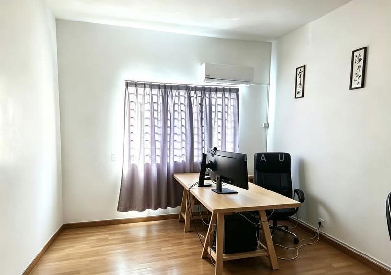 Rumah Teres 2.5-Tingkat untuk Dijual di Taman Prima Tropika (Seri Kembangan) - KENT HUI LAU - Study - PropertyGuru.com.my