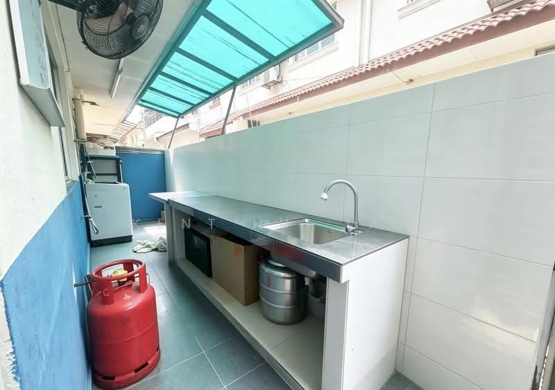 Rumah Teres 2.5-Tingkat untuk Dijual di Taman Prima Tropika (Seri Kembangan) - KENT HUI LAU - Exterior - PropertyGuru.com.my
