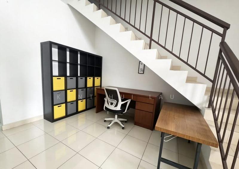 Rumah Teres 2.5-Tingkat untuk Dijual di Taman Prima Tropika (Seri Kembangan) - KENT HUI LAU - Study - PropertyGuru.com.my