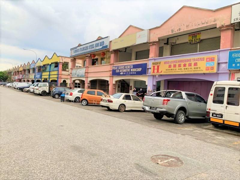 Shop for Rent in Pusat Perdagangan Seri Kembangan (Seri Kembangan) - Brandon Yee - Exterior - PropertyGuru.com.my