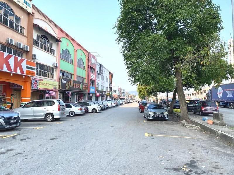 Shop for Rent in Pusat Perdagangan Seri Kembangan (Seri Kembangan) - Brandon Yee - Exterior - PropertyGuru.com.my