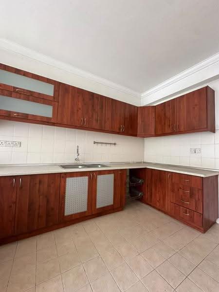Rumah Teres 2.5-Tingkat untuk Dijual di Bandar Utama (Selangor) - Victor Liew - Kitchen - PropertyGuru.com.my