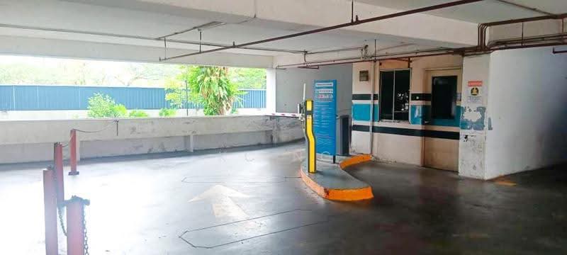 Office for Rent in Petaling Jaya (Selangor) - KC Ng - Car Park - PropertyGuru.com.my