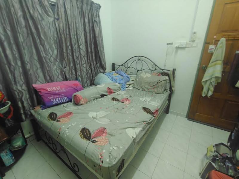 Rumah Teres 1-Tingkat untuk Dijual di Taman Gunung Pulai (Kulai) - Jayden Ng - Bedroom - PropertyGuru.com.my
