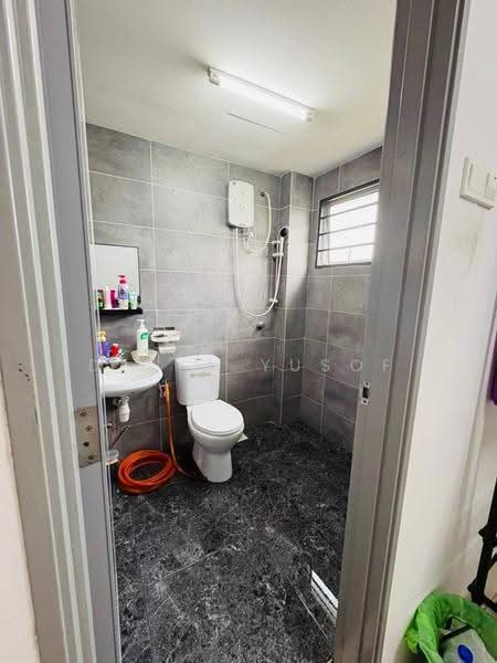 Pangsapuri untuk Disewa di Vista Sungai Ramal - Deeya Yusof - Bathroom - PropertyGuru.com.my