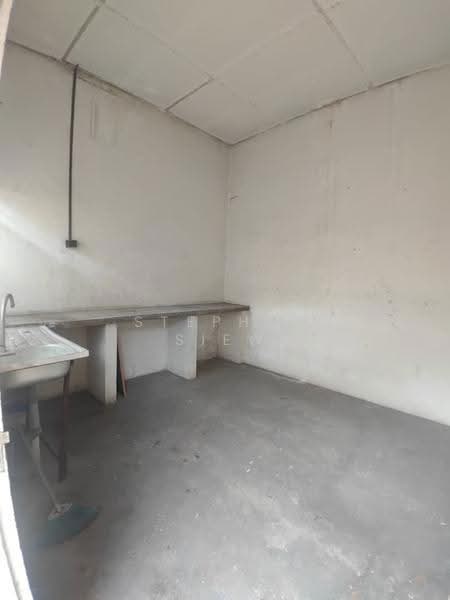 Shop / Office for Sale in Ipoh (Perak) - Stephen Siew - Kitchen - PropertyGuru.com.my