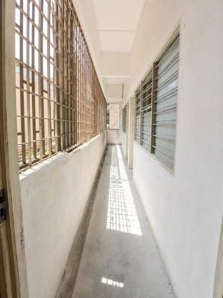 Shop / Office for Sale in Ipoh (Perak) - Stephen Siew - Corridor - PropertyGuru.com.my