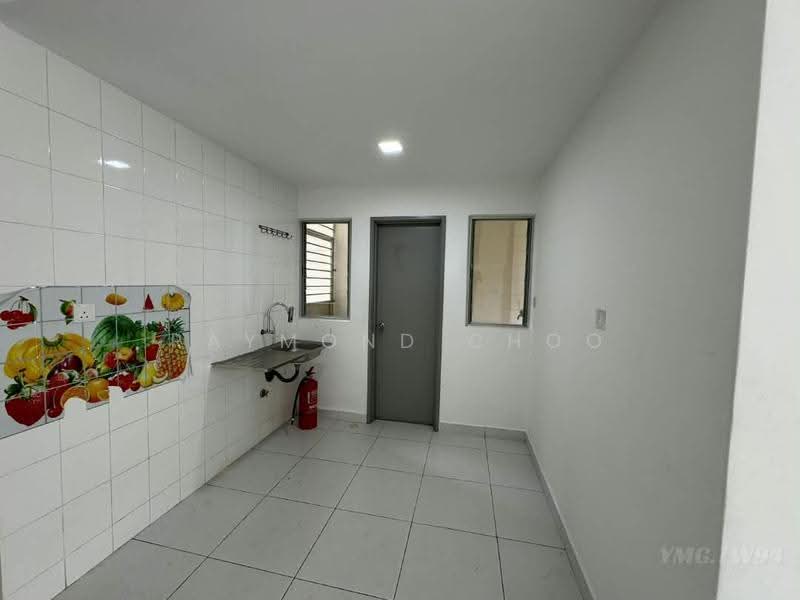 Townhouse for Sale in Bandar Botanic (Klang) - Raymond Choo - Kitchen - PropertyGuru.com.my