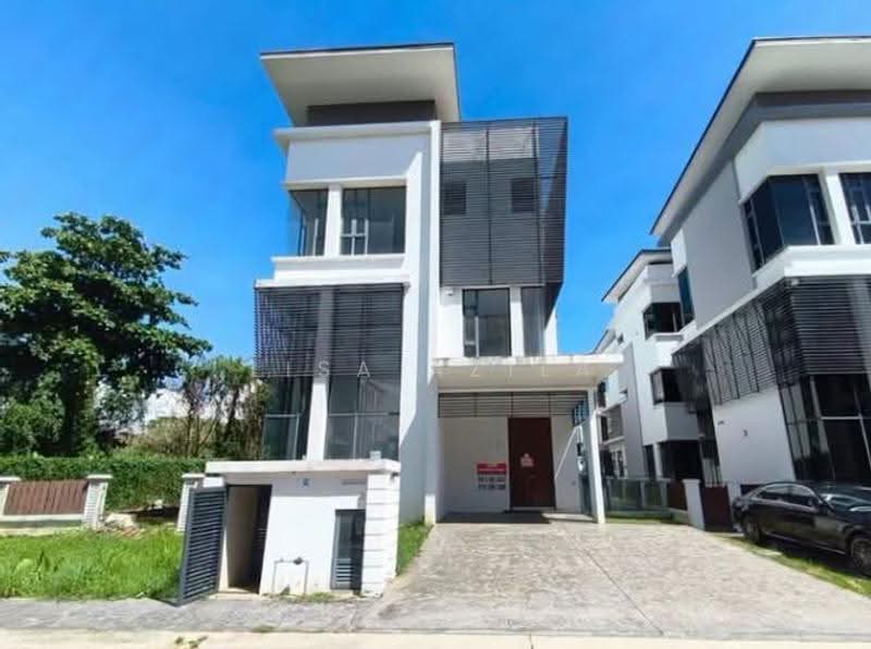 Bungalow House for Sale in Shah Alam (Selangor) - Lisa Azila - Exterior - PropertyGuru.com.my